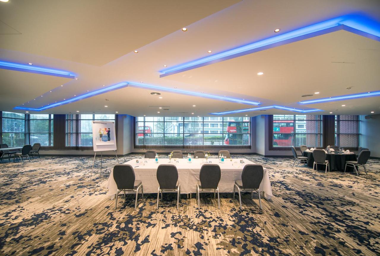 Novotel London Heathrow Airport T1 T2 And T3 Hayes (Greater London)
