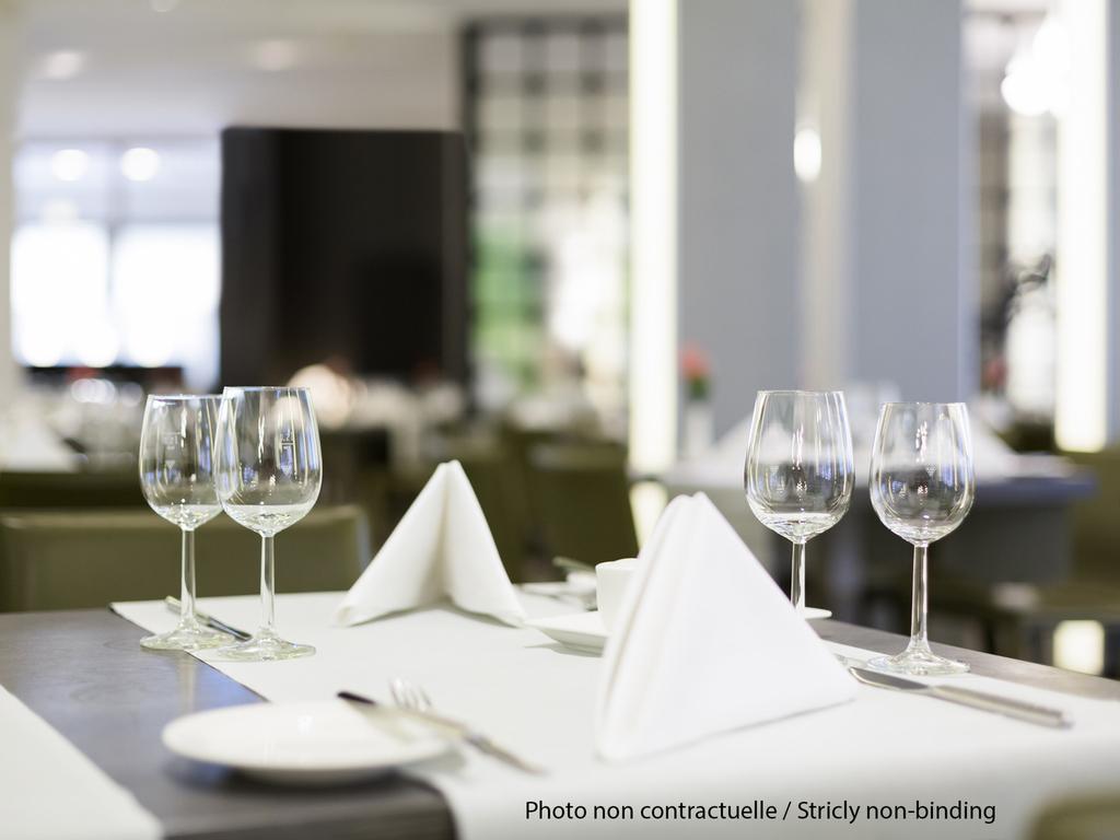 Novotel London Heathrow Airport T1 T2 And T3 Hotel Hayes (Greater London)