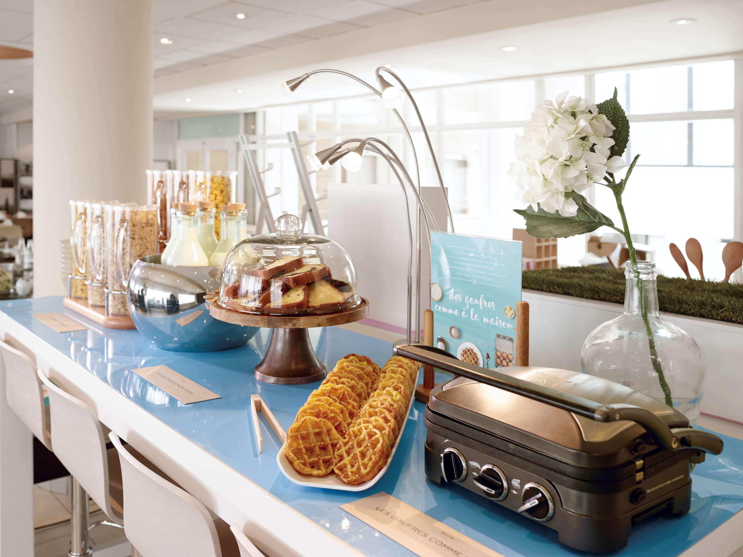 Novotel London Heathrow Airport T1 T2 And T3 Hotel 4*