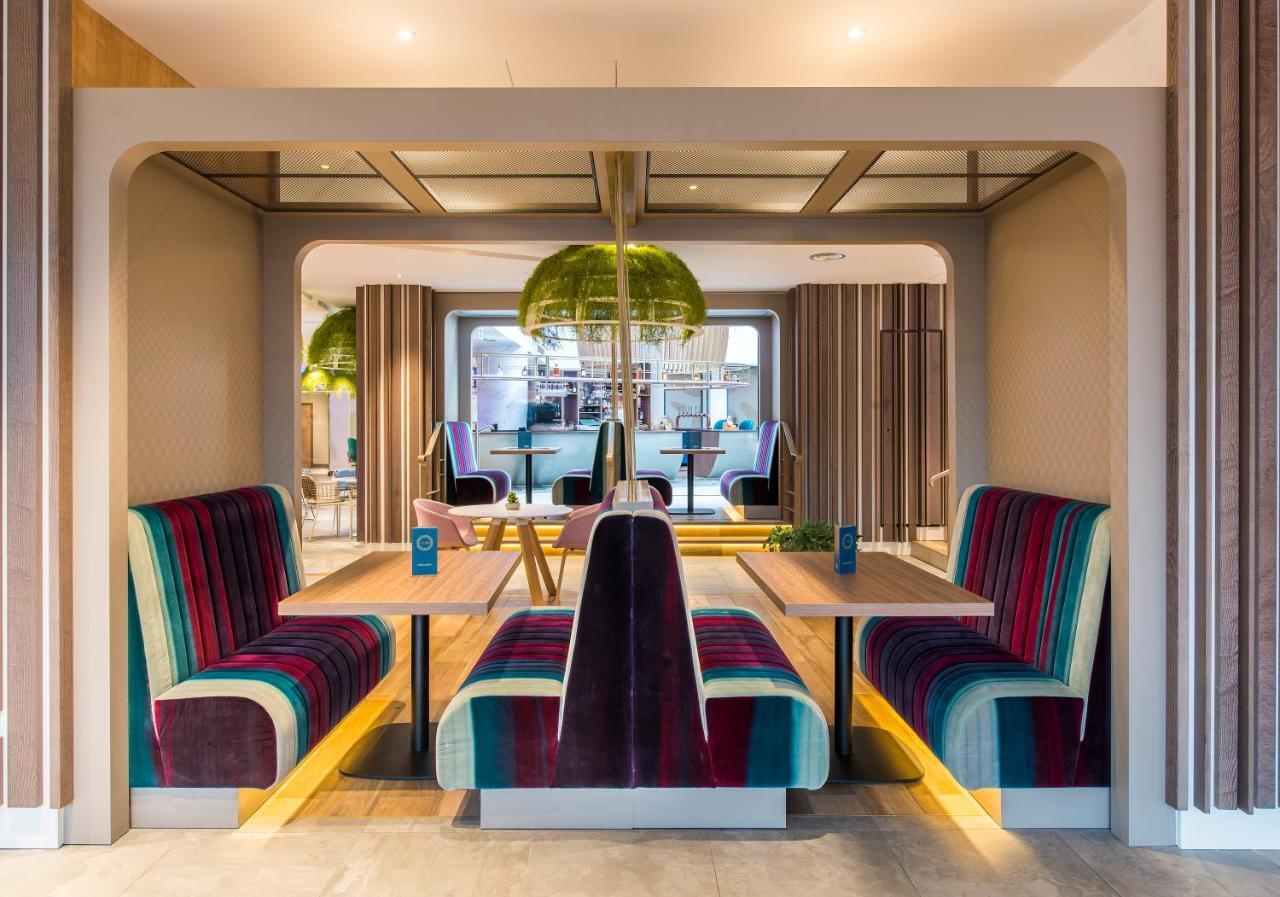 Novotel London Heathrow Airport T1 T2 And T3 Hayes (Greater London)